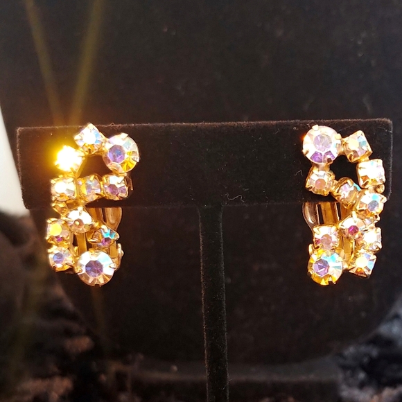 Sparkling Vintage Prong Set Rhinestone Aurora Borealis Earrings - Picture 1 of 8